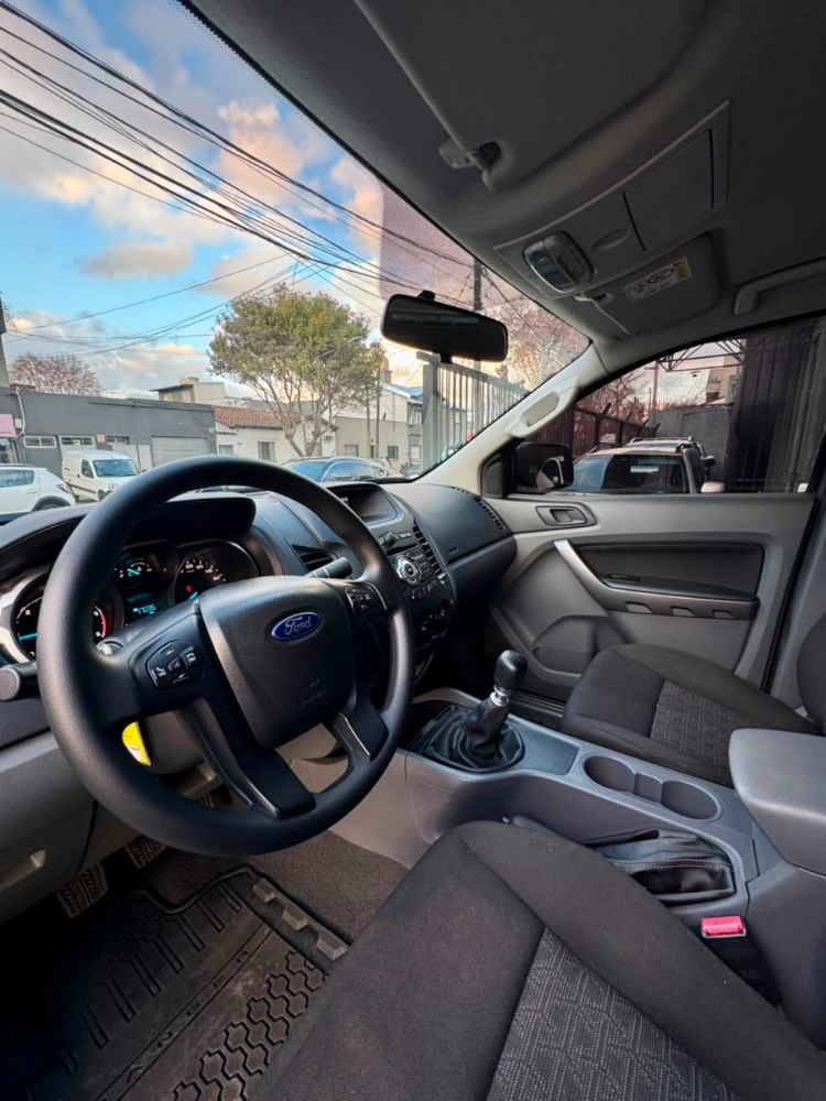 Ford Ranger XLS — foto 10